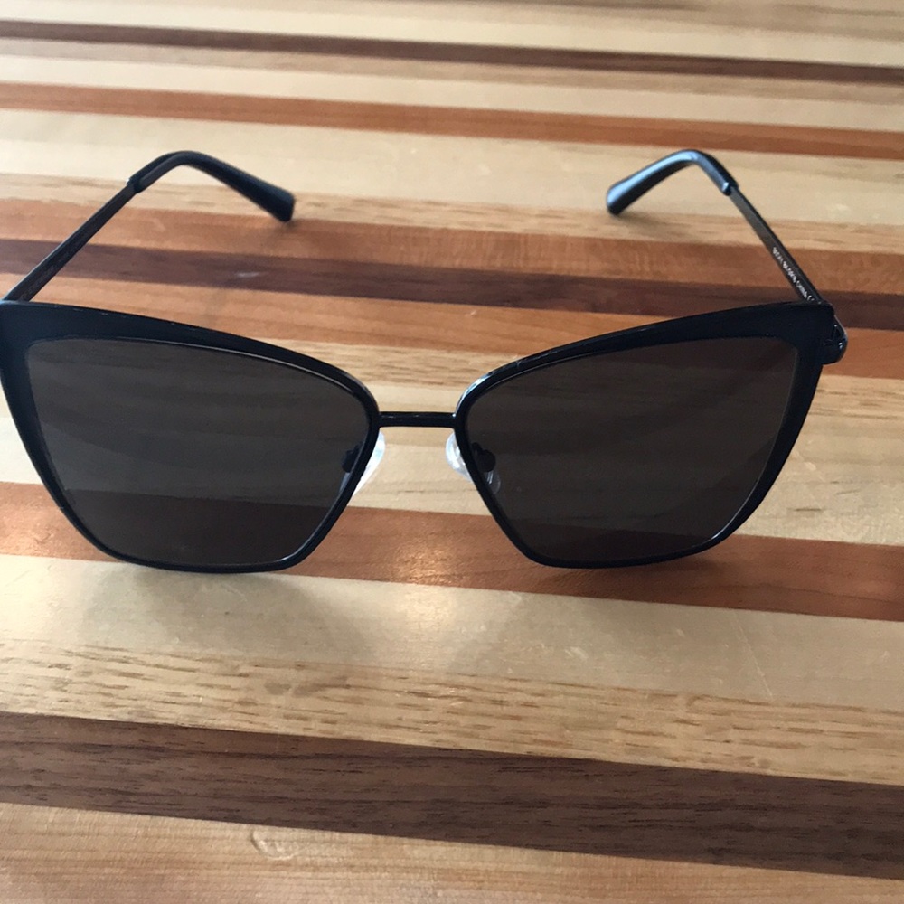 Diff Becky Sunglasses
